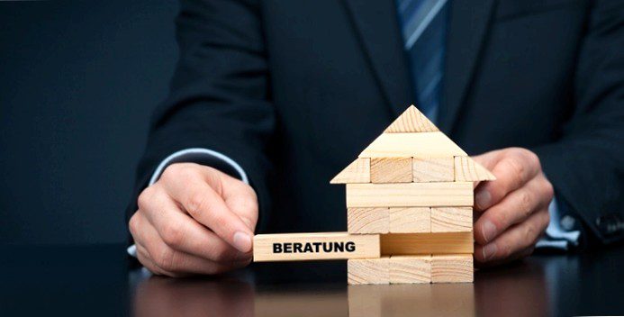 Construction financing advice (c) shutterstock