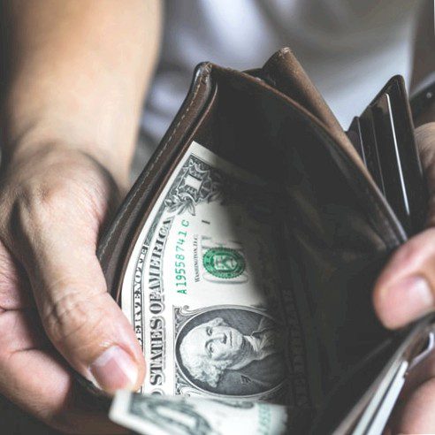 money tips foreign travel